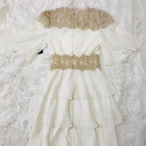 Lulus Westwind Pleated White and Beige Lace Accent Dress size large - Picture 4 of 4